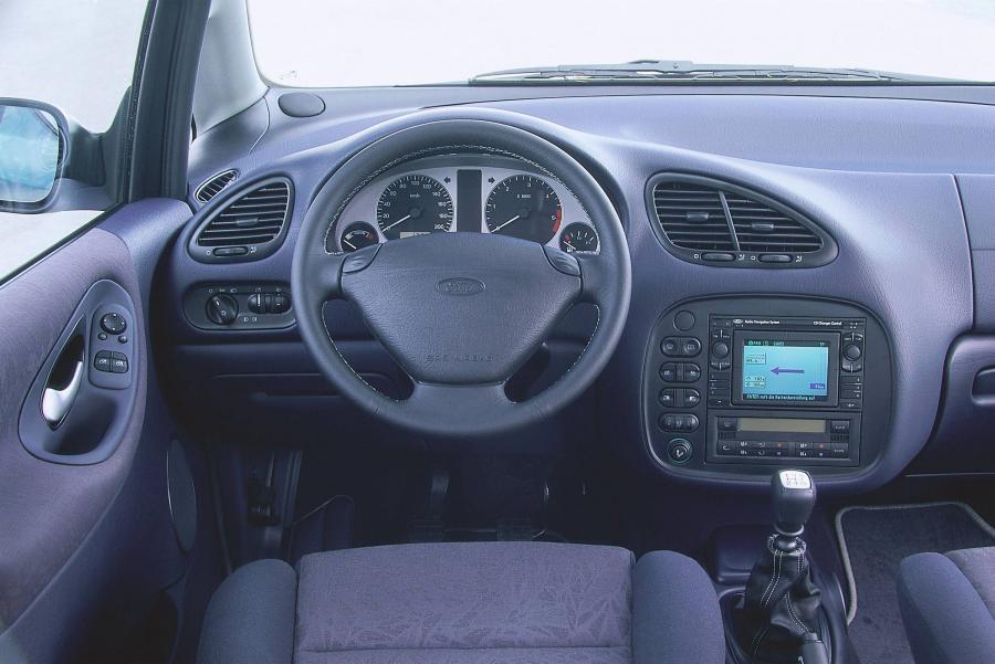 Ford Galaxy 2000 года  (фото 26 из 87)